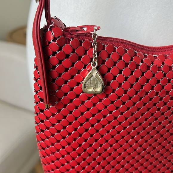 Vintage Whiting & David Red Mesh Crossbody Bag Gold Accents Sailboat Heart Charm - Picture 6 of 16